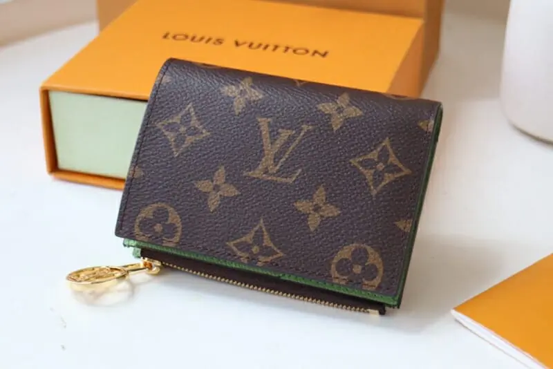 louis vuitton aaa qualite card case in green s_12116b22